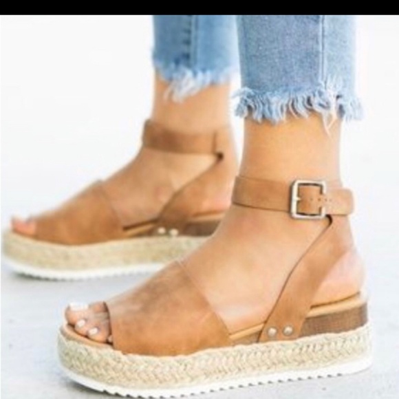 Soda Shoes - Tan Espadrilla Sandals